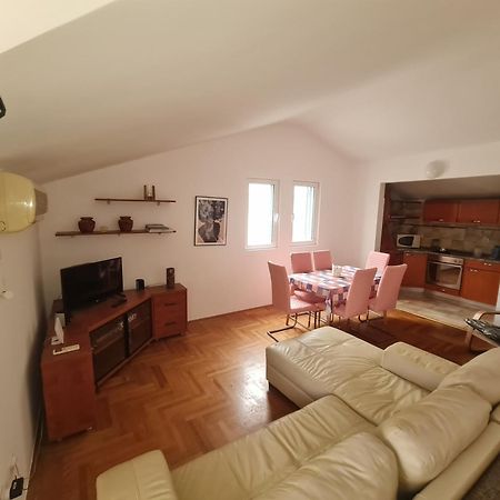 Nerina Apartment Petrovac Kültér fotó